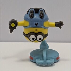 Jerry VT 419 Minions in Space Cosmos 2023  1.5" KinderJoy surprise on blue stand